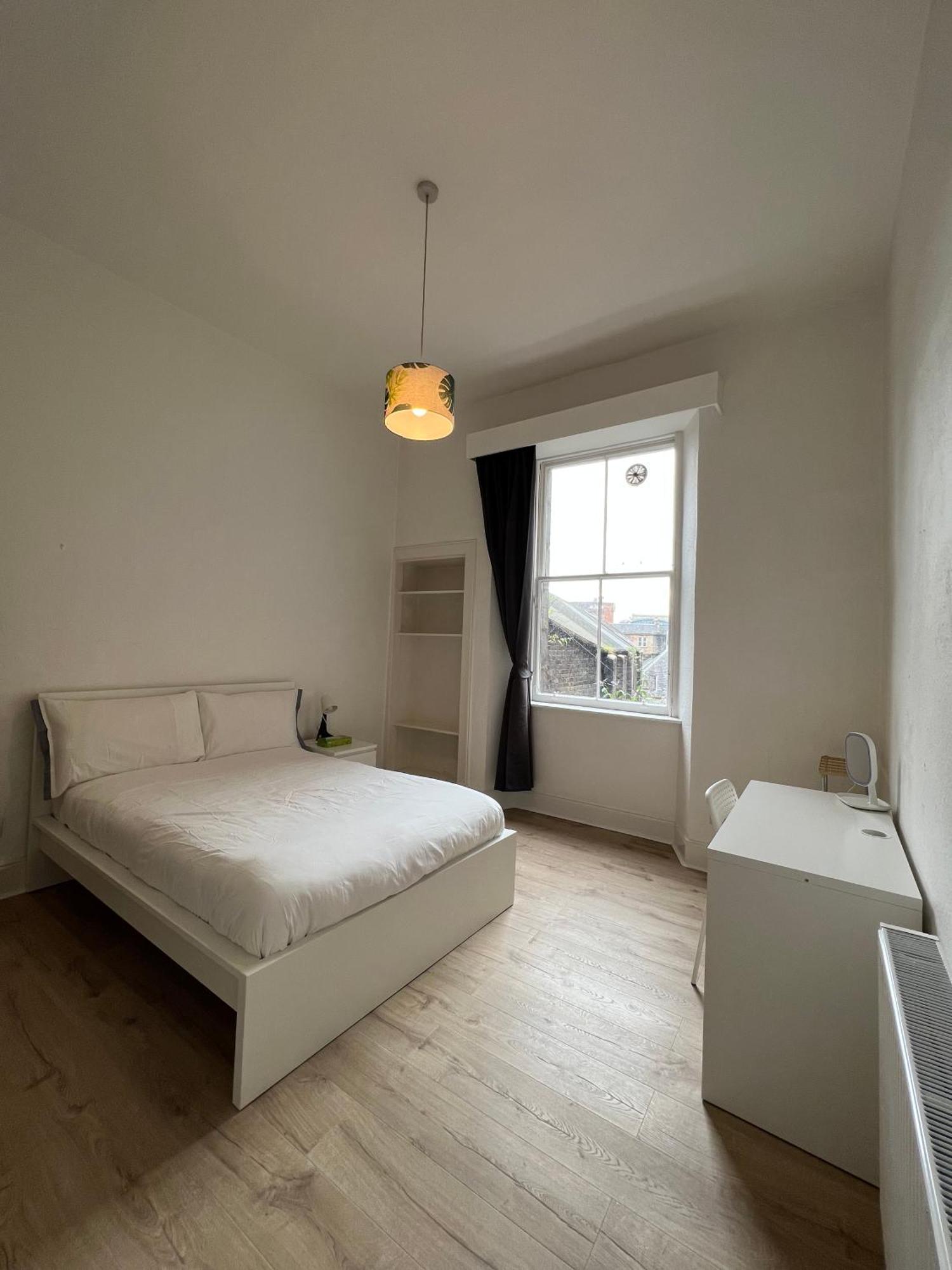 Apartment Spacious Boutique Two-bedroom Next To The Castle *
